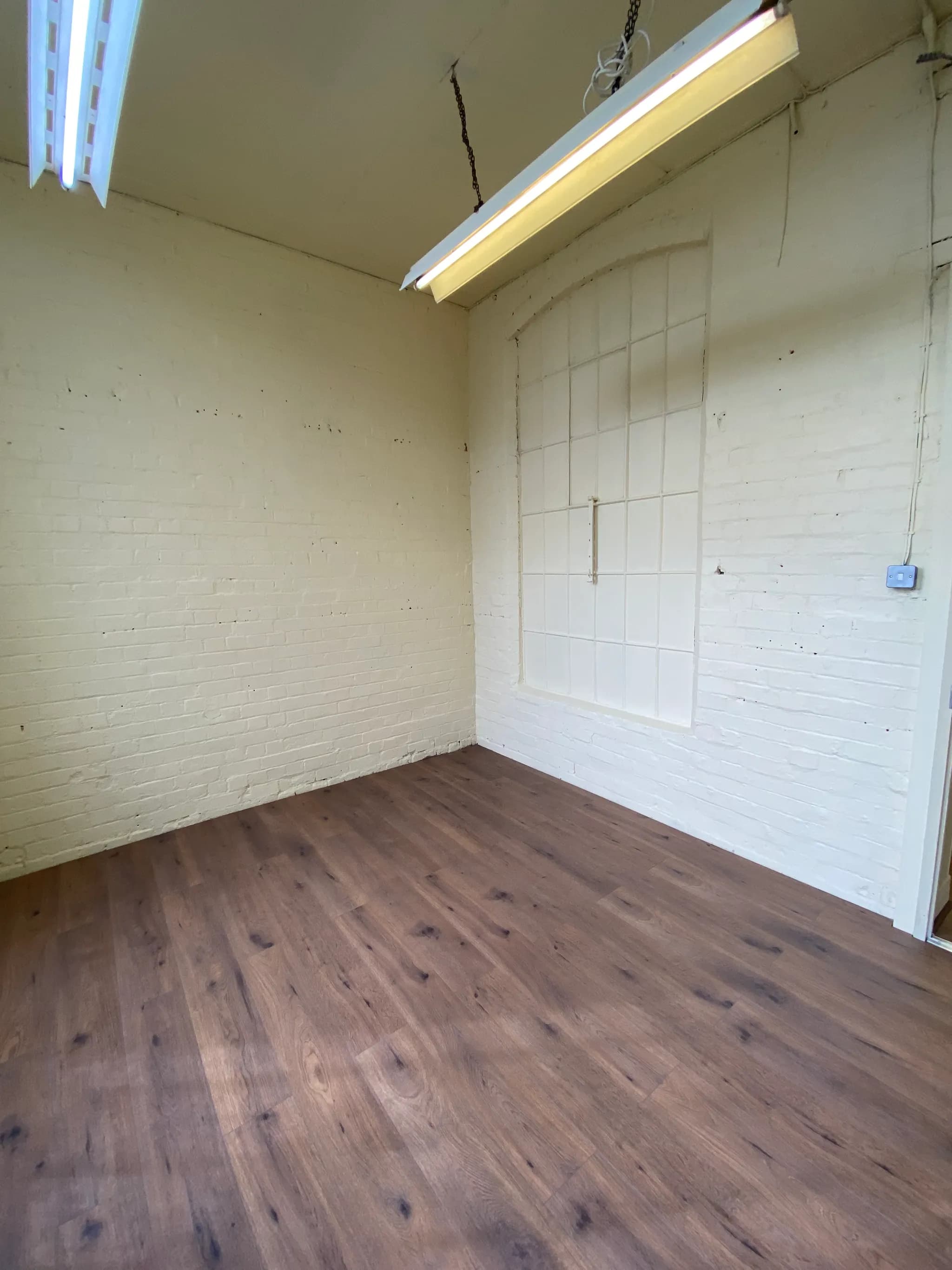 Couch Co Showroom 2 - Image 22