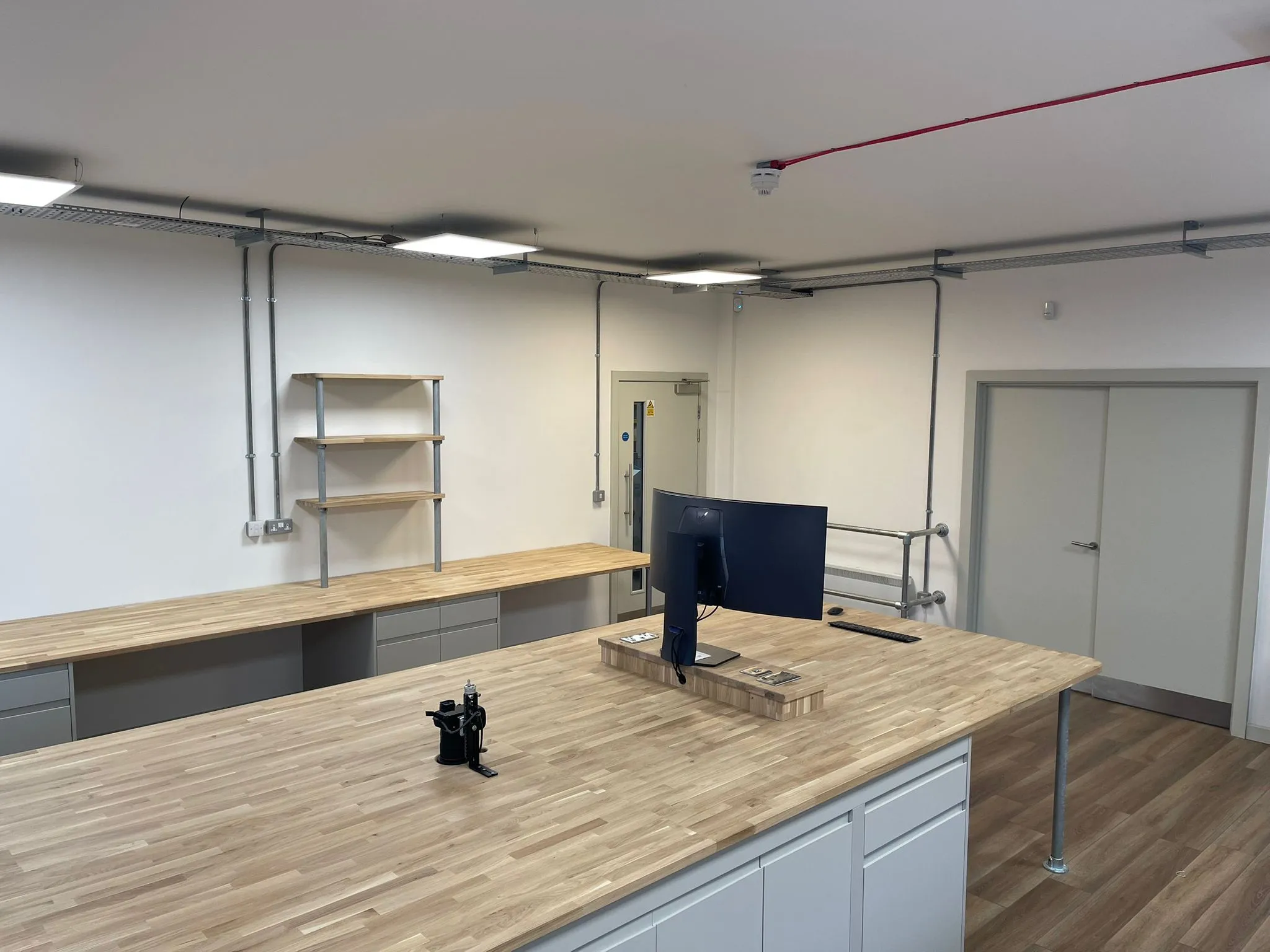 Fabric Technicians Table